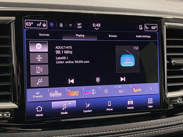 new 2025 Chrysler Pacifica car, priced at $42,503