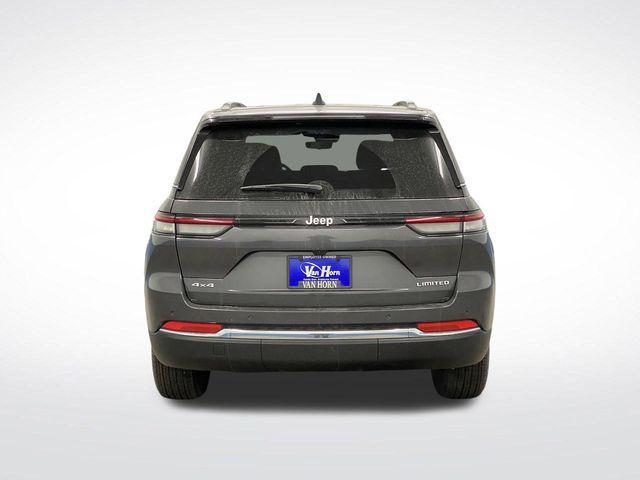 new 2025 Jeep Grand Cherokee car, priced at $42,980