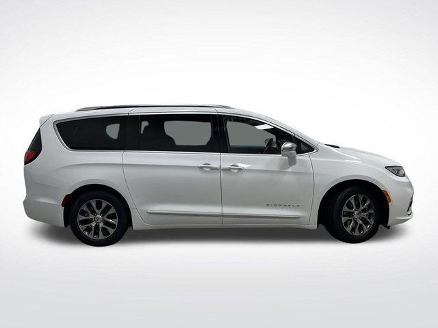 used 2022 Chrysler Pacifica car, priced at $32,987