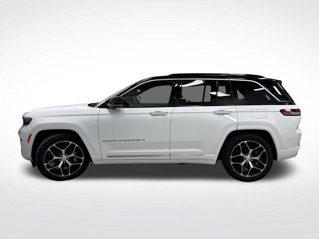 used 2025 Jeep Grand Cherokee car, priced at $50,749