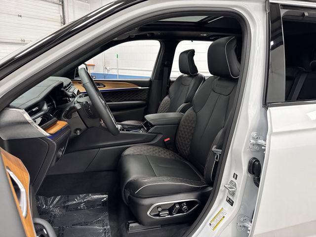 used 2025 Jeep Grand Cherokee car, priced at $50,749