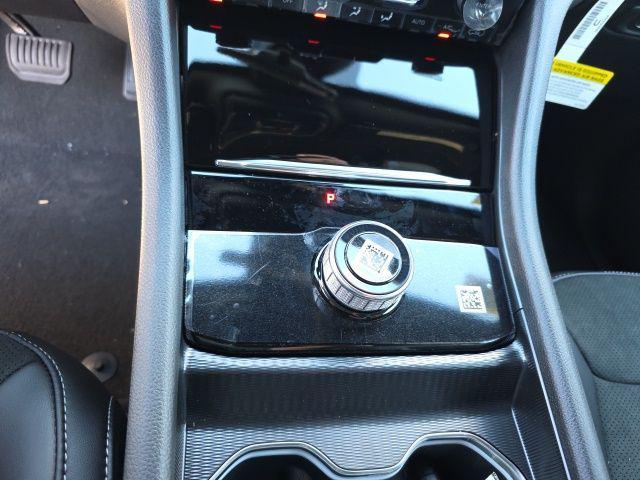 new 2025 Jeep Grand Cherokee car, priced at $42,619