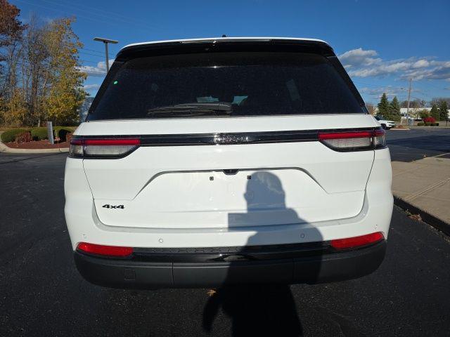 new 2025 Jeep Grand Cherokee car, priced at $42,619