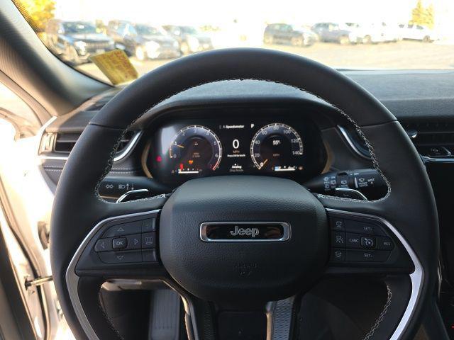 new 2025 Jeep Grand Cherokee car, priced at $42,619