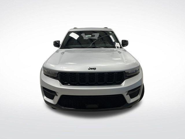 used 2023 Jeep Grand Cherokee car, priced at $30,989
