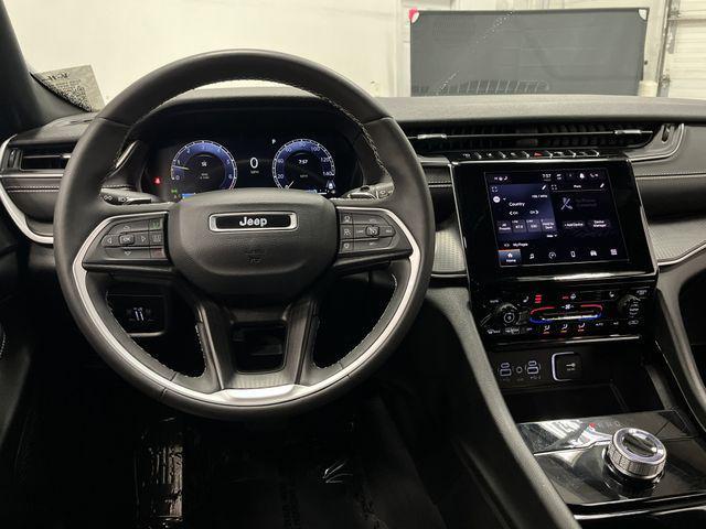 used 2023 Jeep Grand Cherokee car, priced at $30,989