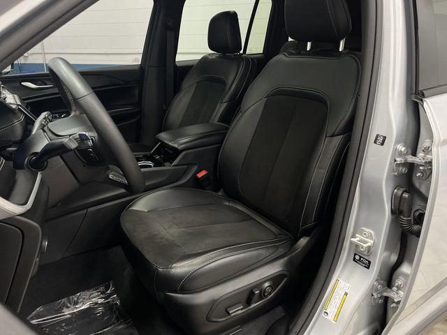 used 2023 Jeep Grand Cherokee car, priced at $30,989