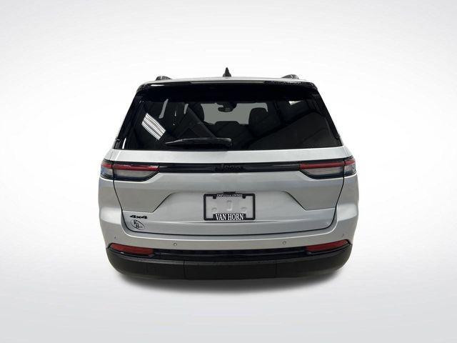 used 2023 Jeep Grand Cherokee car, priced at $30,989