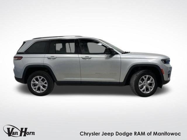 used 2022 Jeep Grand Cherokee car, priced at $31,999