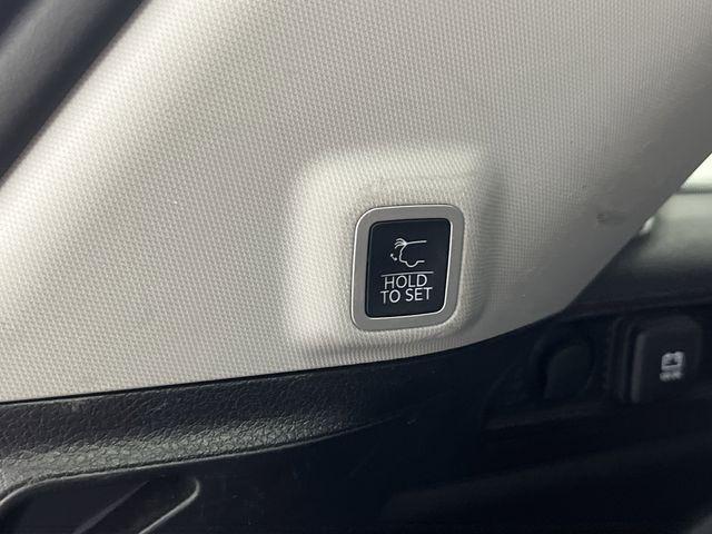 used 2023 Jeep Grand Cherokee car, priced at $28,749