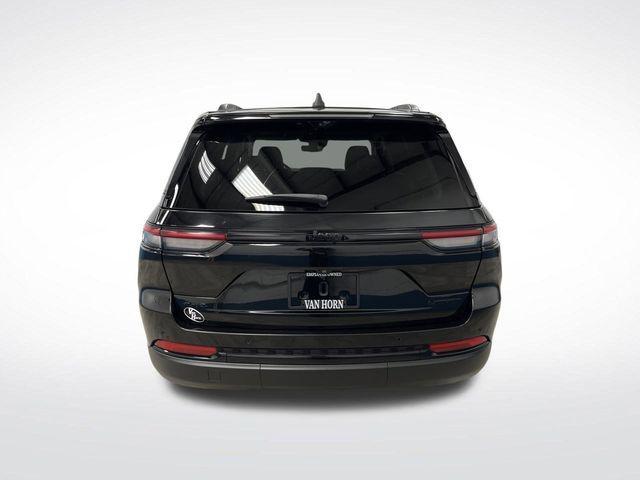 used 2023 Jeep Grand Cherokee car, priced at $28,749