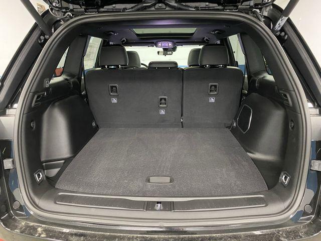 new 2025 Jeep Grand Cherokee car, priced at $45,975