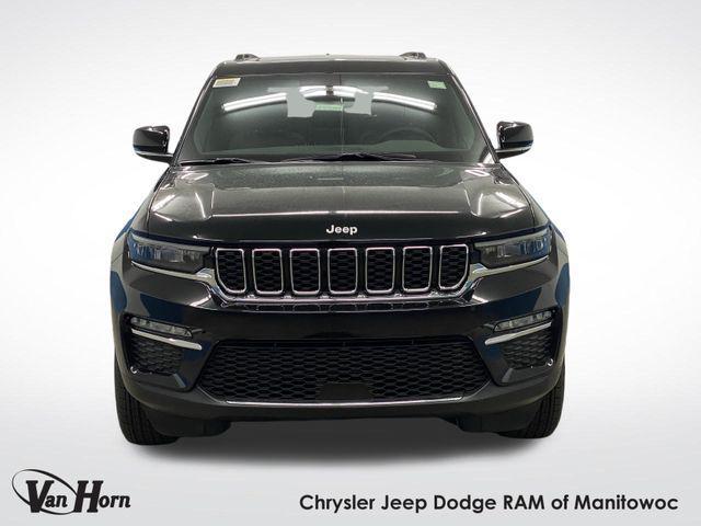 new 2025 Jeep Grand Cherokee car, priced at $45,975