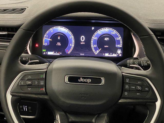 new 2025 Jeep Grand Cherokee car, priced at $45,975