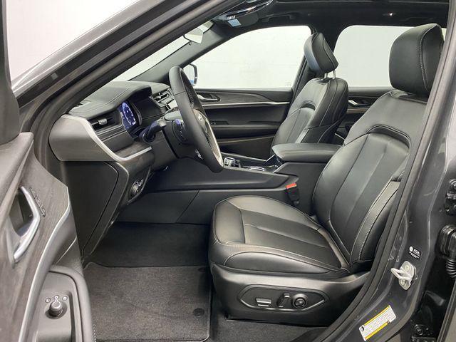 new 2025 Jeep Grand Cherokee car, priced at $48,346