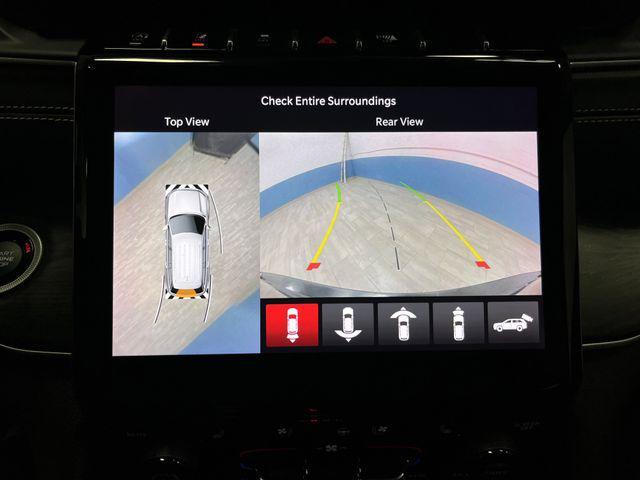 used 2023 Jeep Grand Cherokee car, priced at $28,999