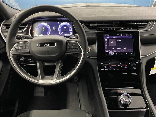 new 2025 Jeep Grand Cherokee car, priced at $41,028