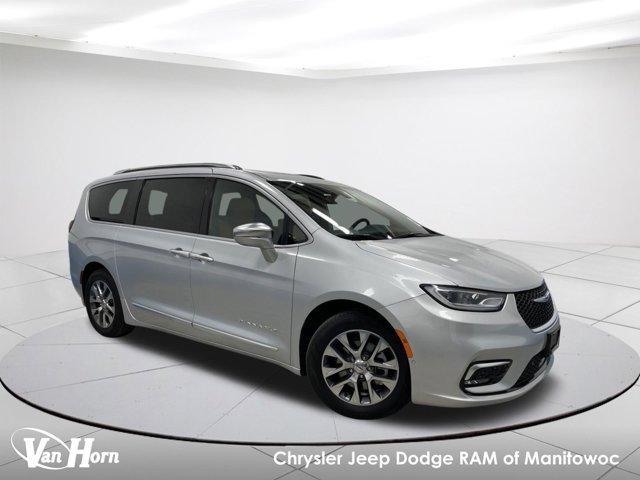 used 2022 Chrysler Pacifica Hybrid car, priced at $37,499
