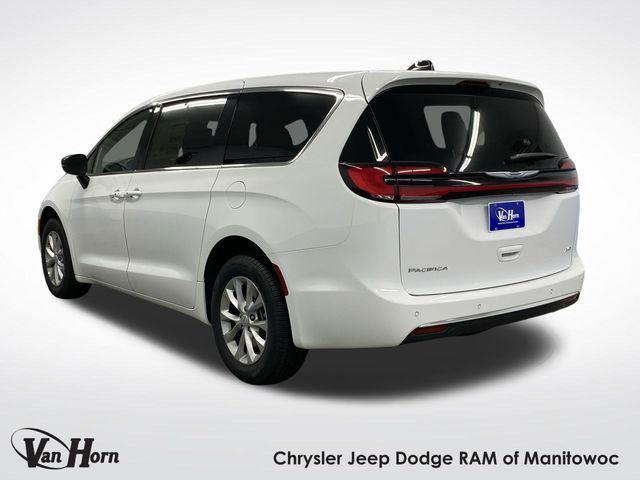 new 2025 Chrysler Pacifica car, priced at $44,353