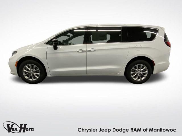 new 2025 Chrysler Pacifica car, priced at $44,353