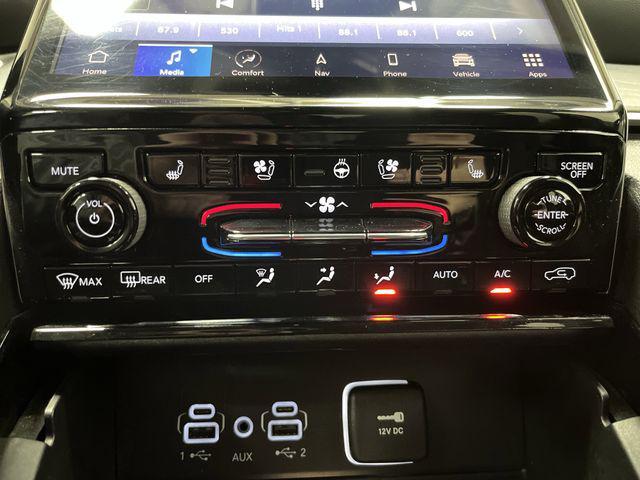 used 2023 Jeep Grand Cherokee car, priced at $33,000