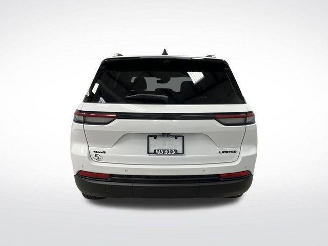 used 2023 Jeep Grand Cherokee car, priced at $33,000