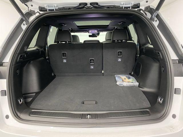 new 2025 Jeep Grand Cherokee car, priced at $50,973