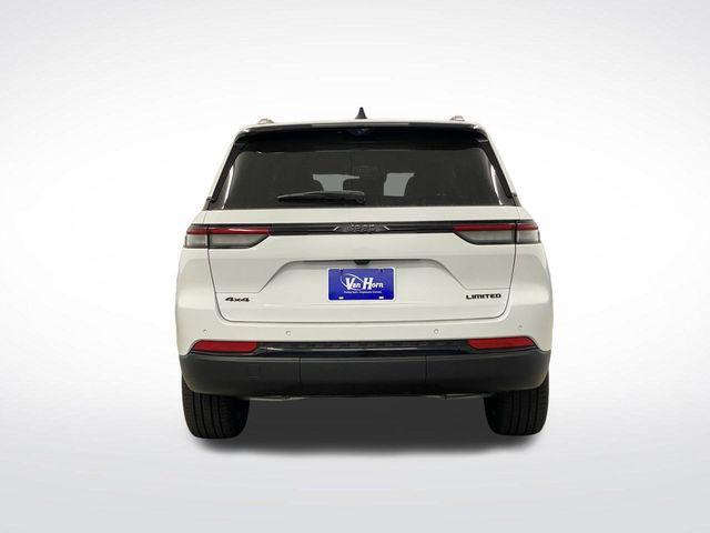 new 2025 Jeep Grand Cherokee car, priced at $49,928