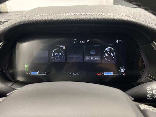 used 2023 Jeep Grand Cherokee car, priced at $30,999