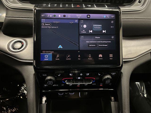 used 2023 Jeep Grand Cherokee car, priced at $30,999