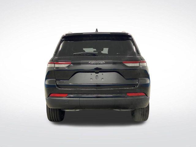 new 2025 Jeep Grand Cherokee car, priced at $43,637