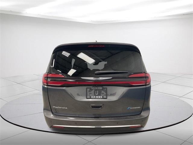 used 2022 Chrysler Pacifica Hybrid car, priced at $32,749