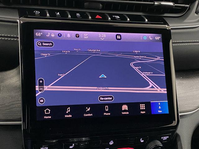 new 2025 Jeep Grand Cherokee car, priced at $43,912