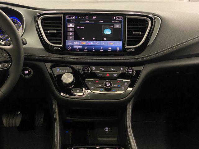 new 2026 Chrysler Pacifica car, priced at $50,902