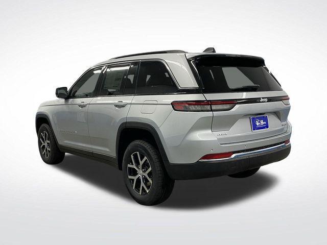 new 2025 Jeep Grand Cherokee car, priced at $44,725