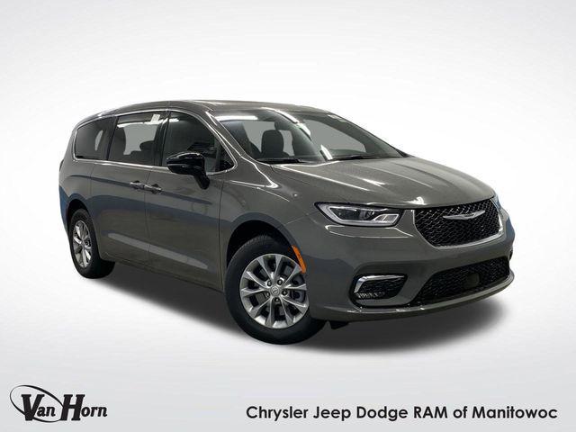 new 2025 Chrysler Pacifica car, priced at $46,491
