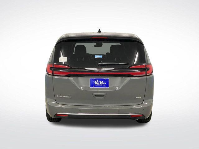 new 2025 Chrysler Pacifica car, priced at $46,991