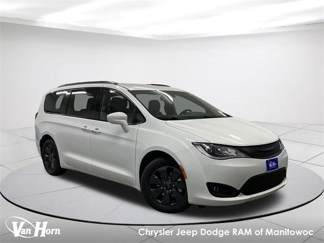 used 2020 Chrysler Pacifica Hybrid car, priced at $28,125