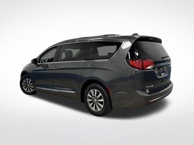 used 2020 Chrysler Pacifica car, priced at $23,999