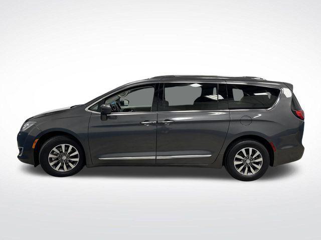 used 2020 Chrysler Pacifica car, priced at $23,999