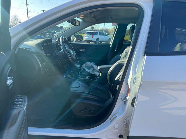 used 2020 Jeep Cherokee car, priced at $17,249