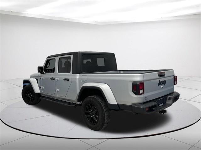 used 2022 Jeep Gladiator car, priced at $30,545