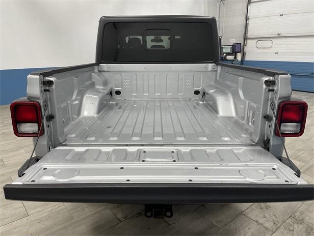 used 2022 Jeep Gladiator car, priced at $30,545