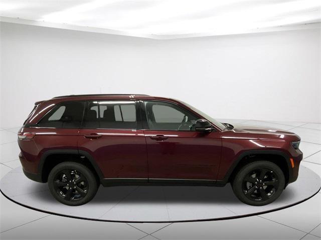 new 2025 Jeep Grand Cherokee car, priced at $44,903