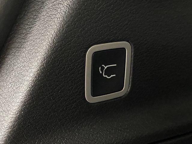 new 2026 Chrysler Pacifica car, priced at $46,423