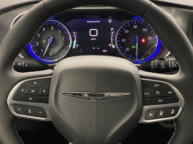 new 2025 Chrysler Pacifica car, priced at $43,253