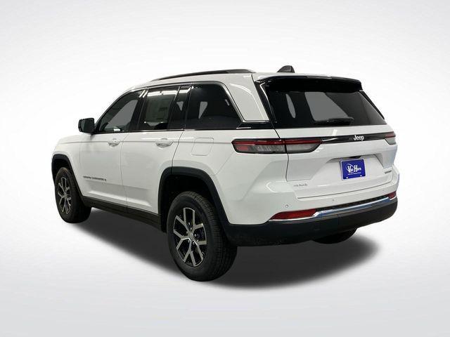 new 2025 Jeep Grand Cherokee car, priced at $45,932