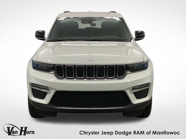 new 2025 Jeep Grand Cherokee car, priced at $42,908