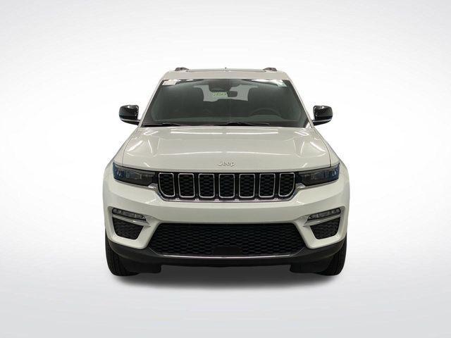 new 2025 Jeep Grand Cherokee car, priced at $45,932