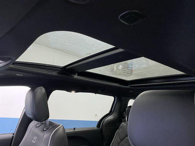 new 2026 Chrysler Pacifica car, priced at $50,902